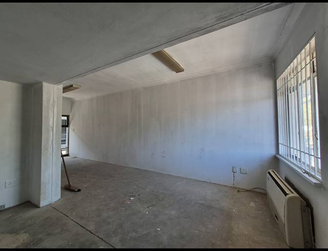 47M² OFFICE TO LET IN MELVILLE